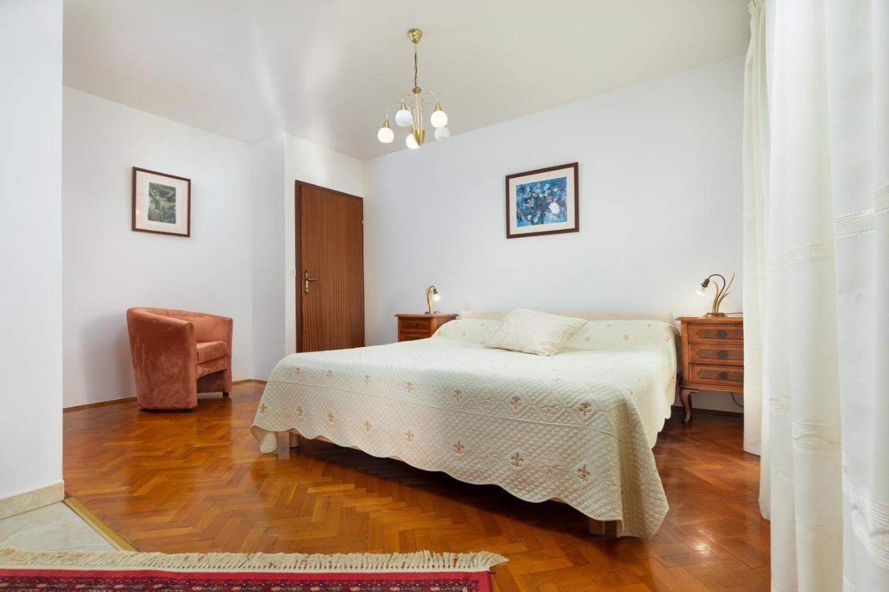Holiday Apartment Suzana Rovinj Exterior foto